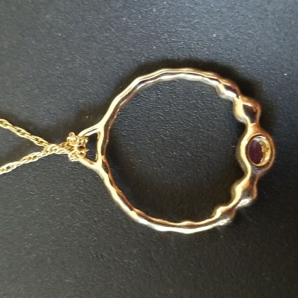 Vintage Avon Necklace - Picture 10 of 10
